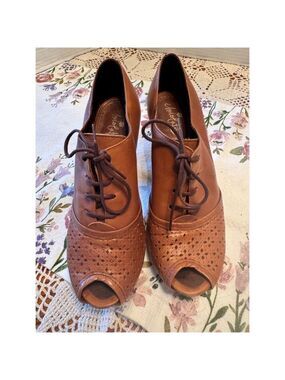 Chocolate Brown Leather Heels Lace Up Peep Toe Women's Size 6.5